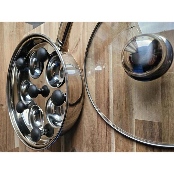 Norpro Stainless Steel 10.25" Egg Poacher & Skillet Set (#669) - 6 Cup - Picture 2 of 14